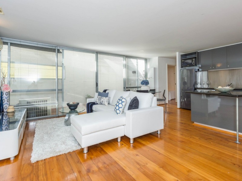 1 Little Saunders Street, East Perth WA 6004