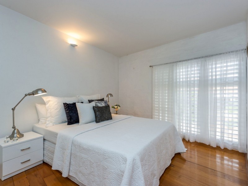 1 Little Saunders Street, East Perth WA 6004