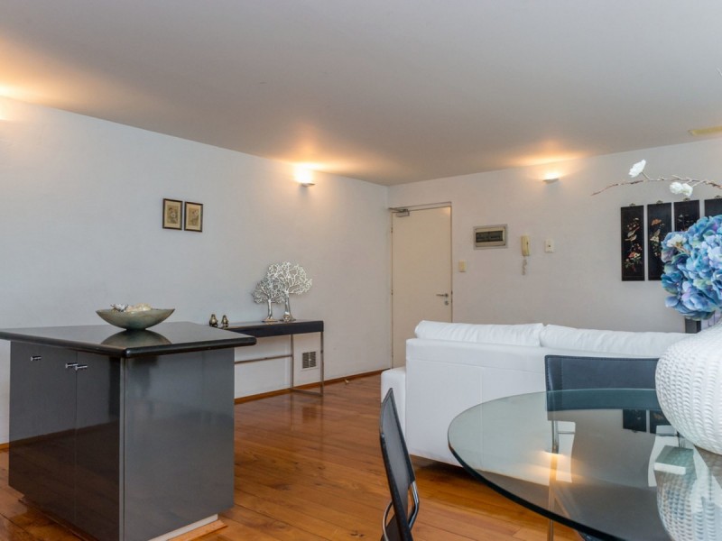 1 Little Saunders Street, East Perth WA 6004