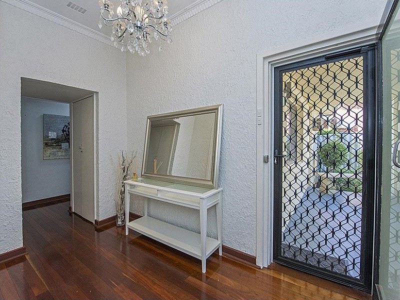 6 Gallipoli Street, Lathlain WA 6100