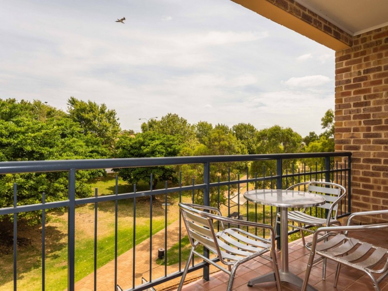 23/32 Eastbrook Terrace, East Perth WA 6004