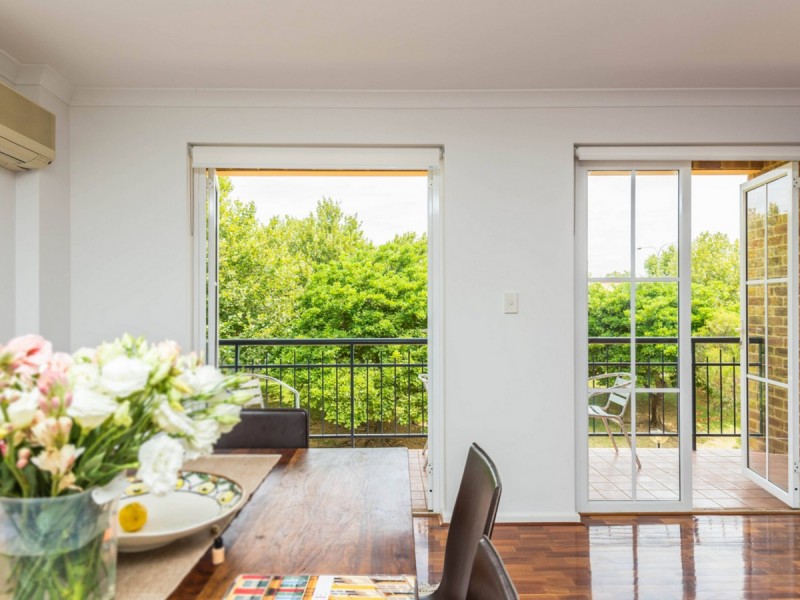 23/32 Eastbrook Terrace, East Perth WA 6004