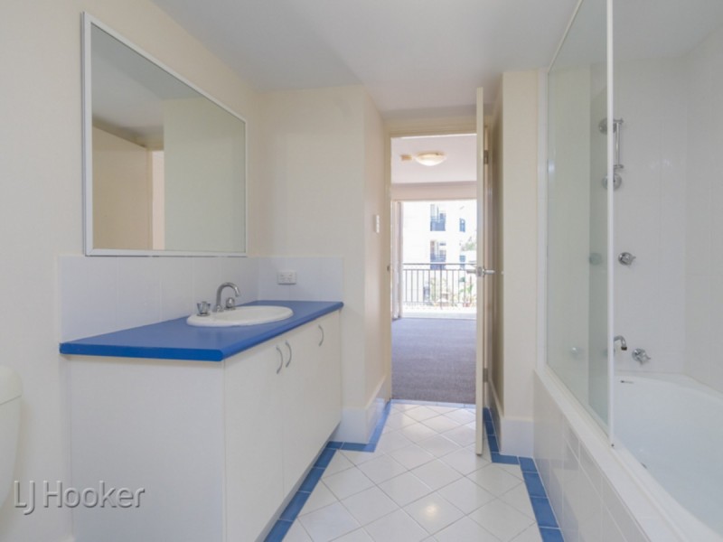 49/123 Wellington Street, East Perth WA 6004