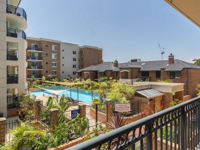 49/123 Wellington Street, East Perth WA 6004