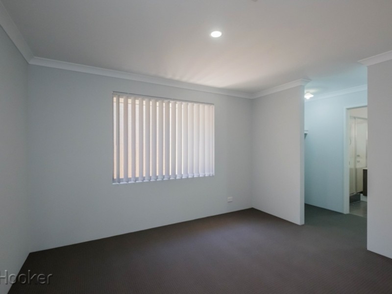 25 Sidgwick Avenue, Piara Waters WA 6112