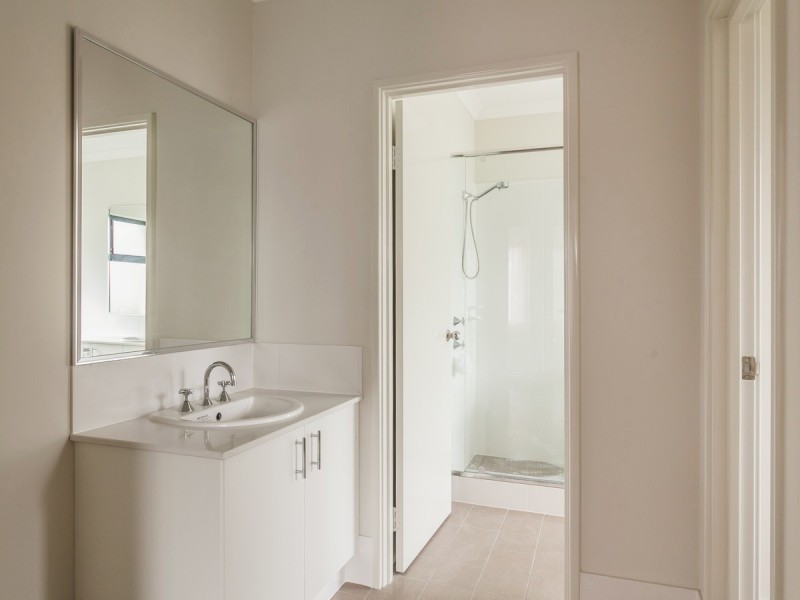 16 Tringa Rise, East Cannington WA 6107