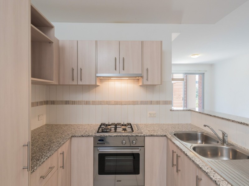 33/134 Aberdeen Street, Northbridge WA 6003