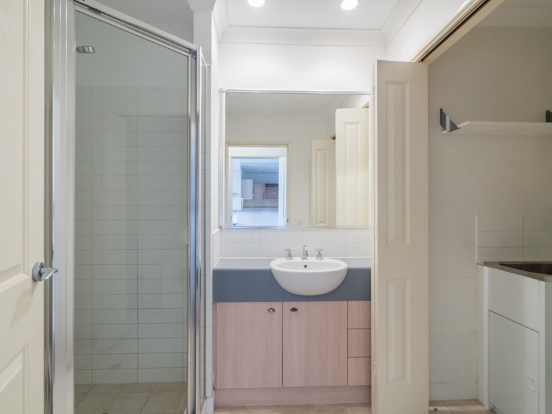 33/134 Aberdeen Street, Northbridge WA 6003