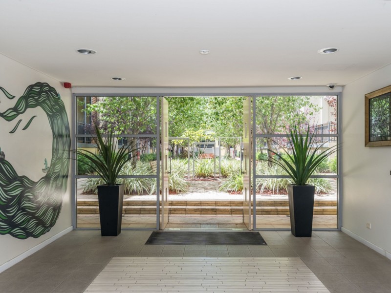 33/134 Aberdeen Street, Northbridge WA 6003