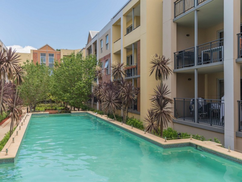 33/134 Aberdeen Street, Northbridge WA 6003