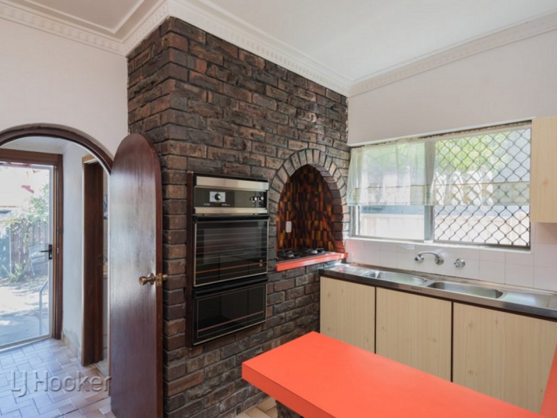 6 Lane Street, Perth WA 6000