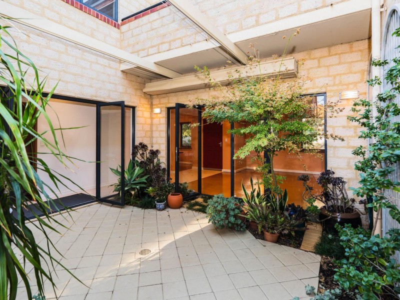 16 Victory Terrace, East Perth WA 6004