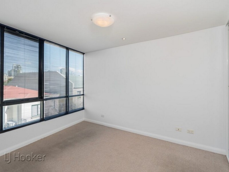 10/10 Eastbrook Terrace, East Perth WA 6004