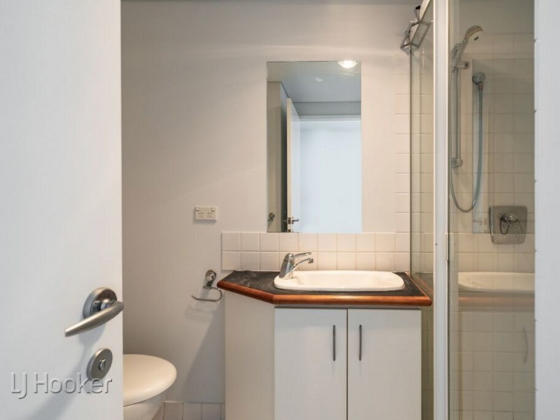 10/10 Eastbrook Terrace, East Perth WA 6004