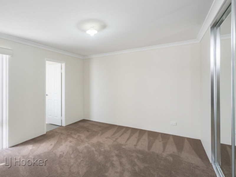 120D Thomas Street, Queens Park WA 6107