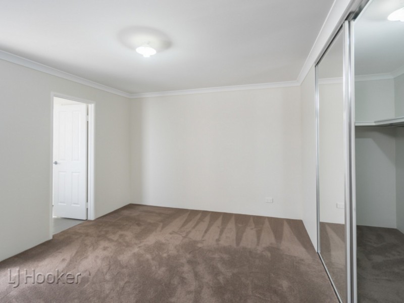 120D Thomas Street, Queens Park WA 6107