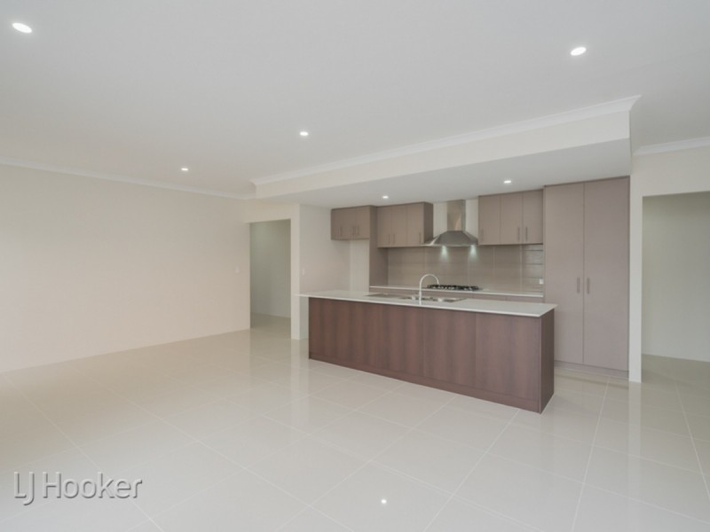 120D Thomas Street, Queens Park WA 6107