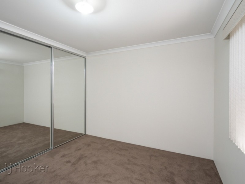 120D Thomas Street, Queens Park WA 6107