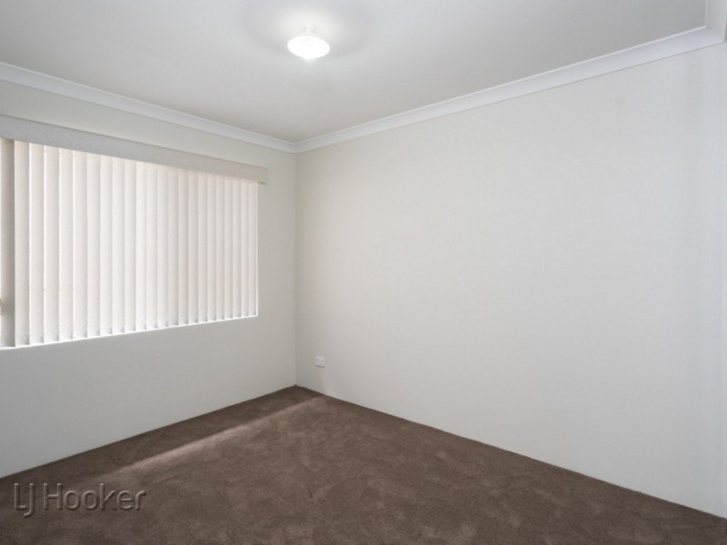 120D Thomas Street, Queens Park WA 6107