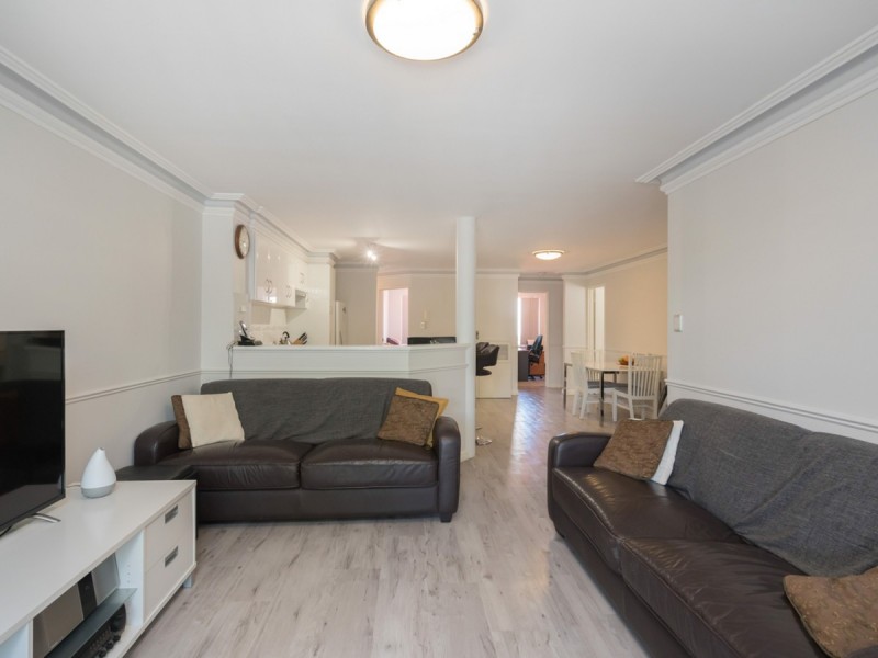 4/42 Bronte Street, East Perth WA 6004