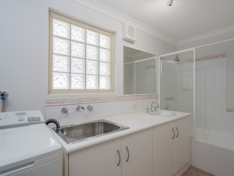 4/42 Bronte Street, East Perth WA 6004