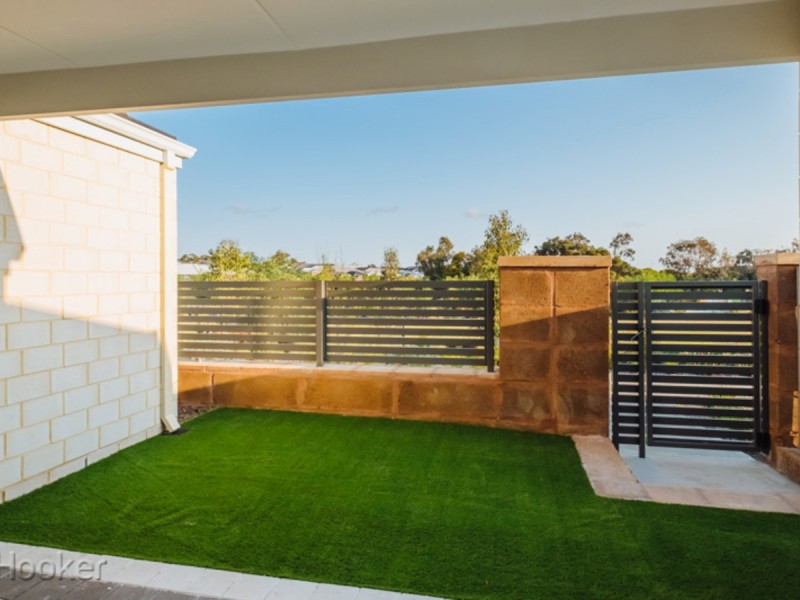 15 Bindarri Grove, Wandi WA 6167