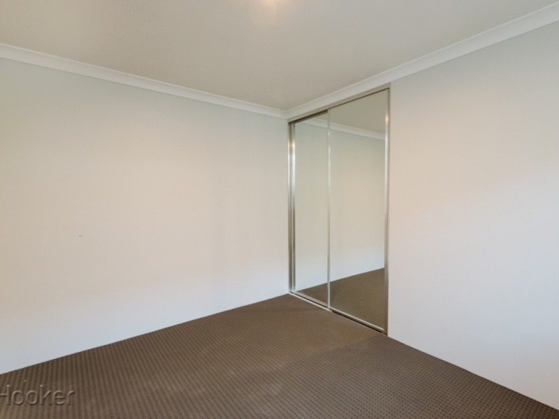 15 Bindarri Grove, Wandi WA 6167