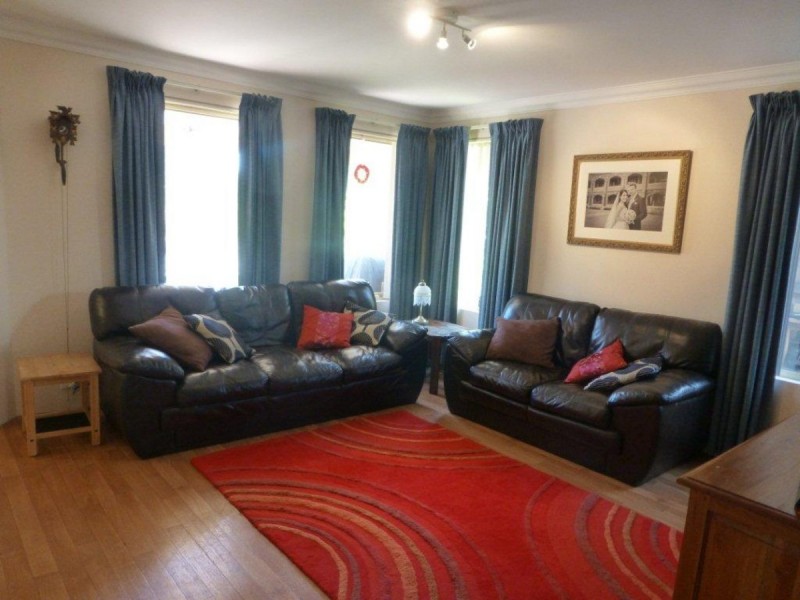 40 Brookmount Drive, Ellenbrook WA 6069