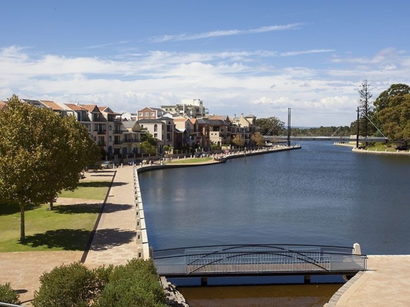 72/20 Royal Street, East Perth WA 6004