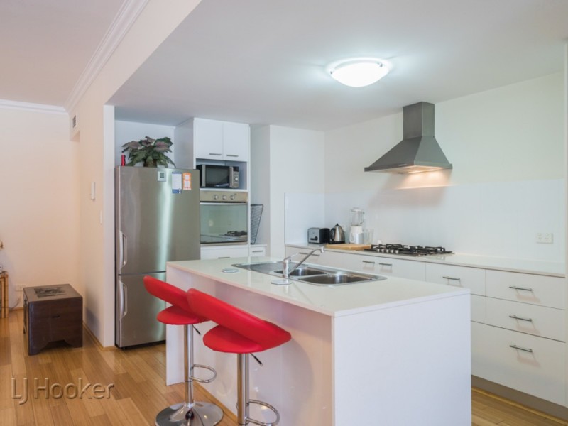 10/153 Kensington Street, East Perth WA 6004