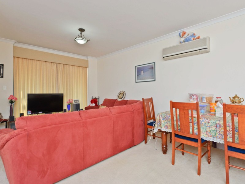 8/11 Regal Place, East Perth WA 6004