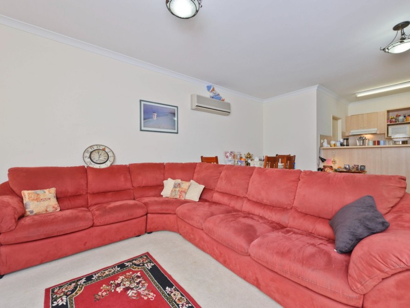 8/11 Regal Place, East Perth WA 6004