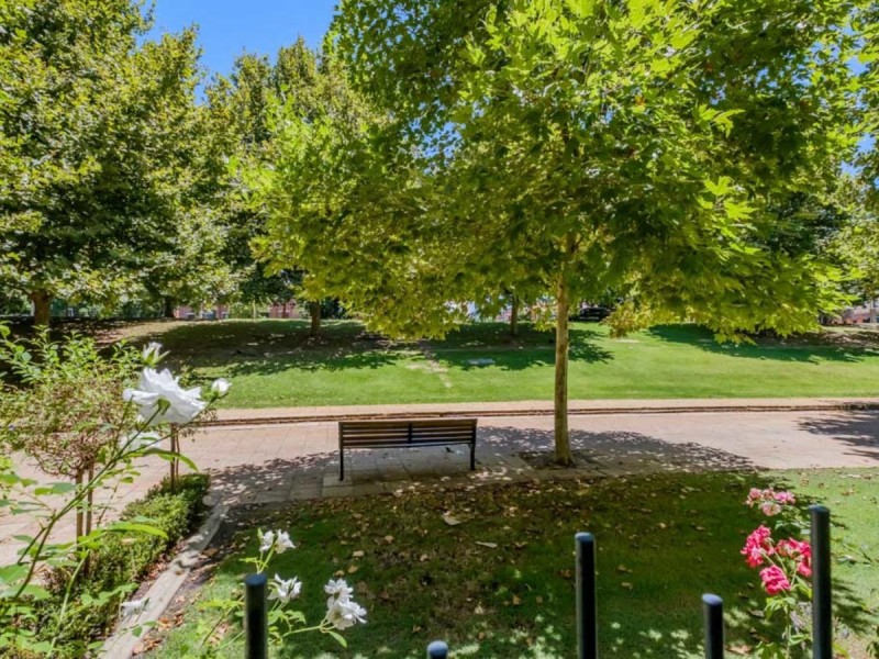 3/32 Eastbrook Terrace, East Perth WA 6004