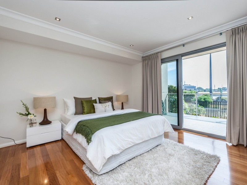 1/39 Tully Road, East Perth WA 6004