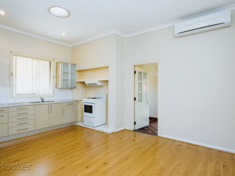 7 Morgan Road, Redcliffe WA 6104