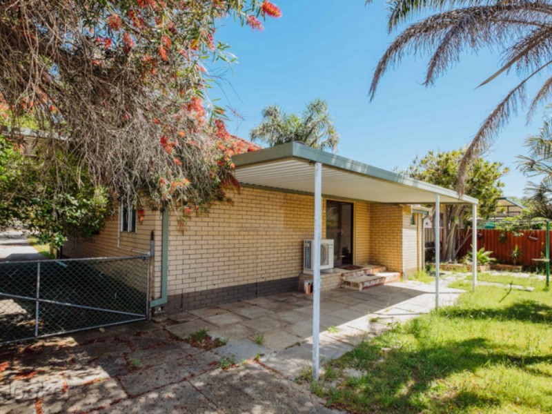 7 Morgan Road, Redcliffe WA 6104