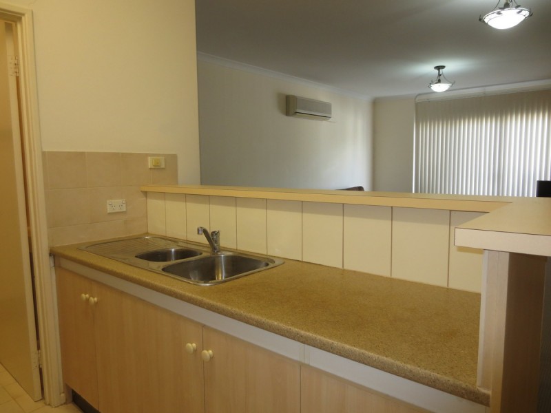 29/11 Regal Place, East Perth WA 6004