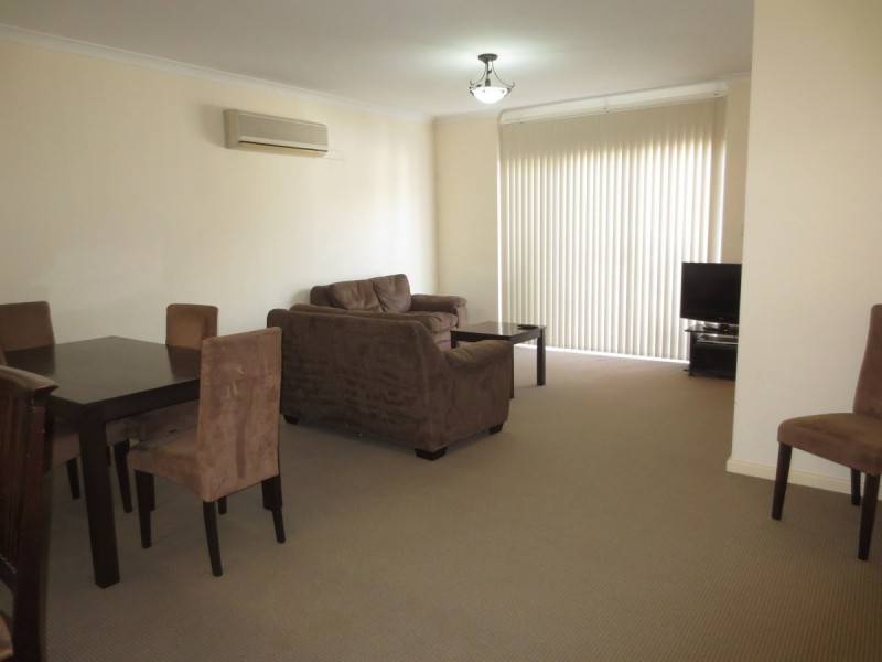 29/11 Regal Place, East Perth WA 6004