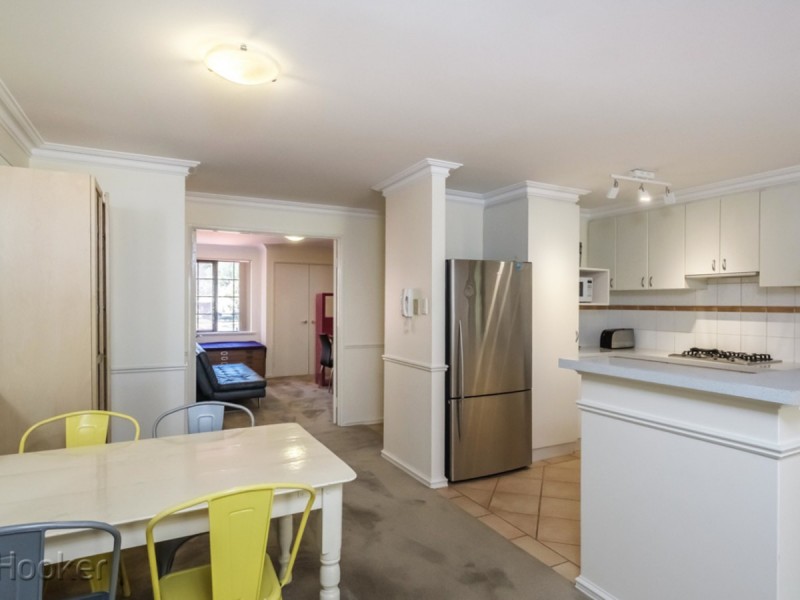 8/125 Wellington Street, East Perth WA 6004