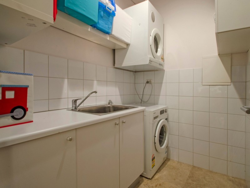 2/33 Royal Street, East Perth WA 6004