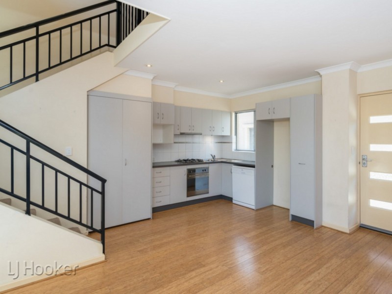 1/386 Stirling Street, Highgate WA 6003