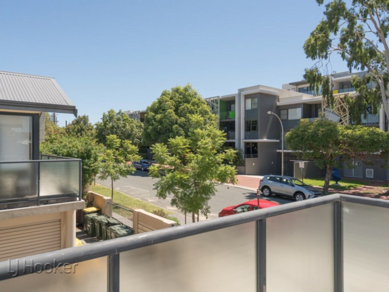 1/386 Stirling Street, Highgate WA 6003