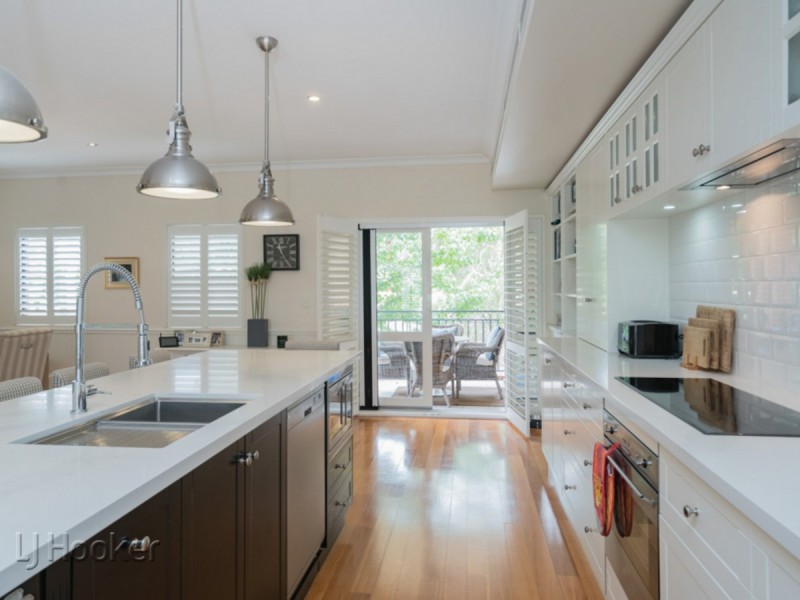 16 Wittenoom Street, East Perth WA 6004