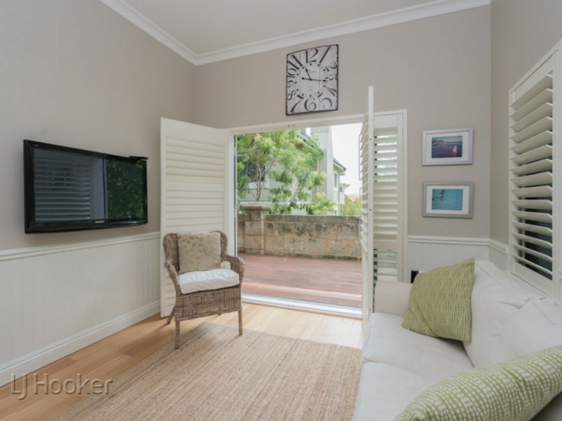 16 Wittenoom Street, East Perth WA 6004