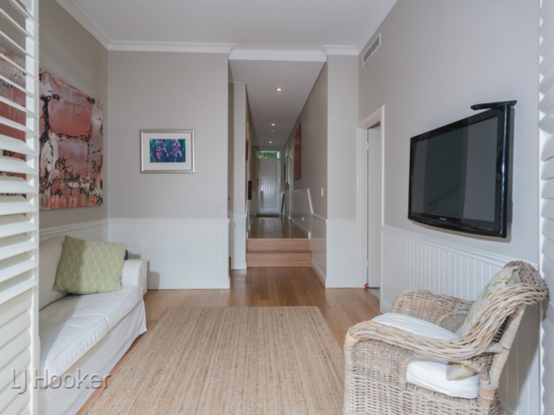 16 Wittenoom Street, East Perth WA 6004