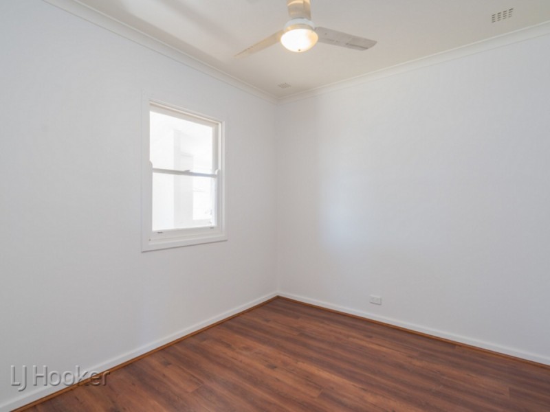 21 Tangmere Way, Balga WA 6061