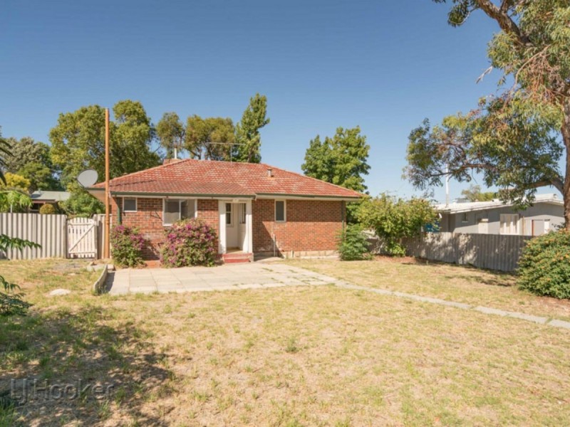 21 Tangmere Way, Balga WA 6061