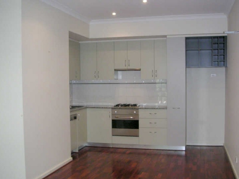 5/24 Saunders Street, East Perth WA 6004