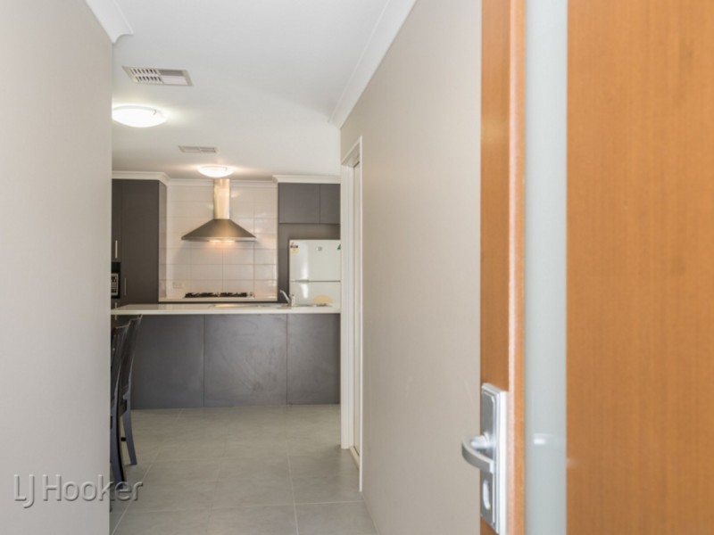 16B Central Terrace, Beckenham WA 6107