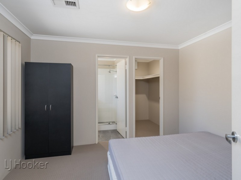 16B Central Terrace, Beckenham WA 6107